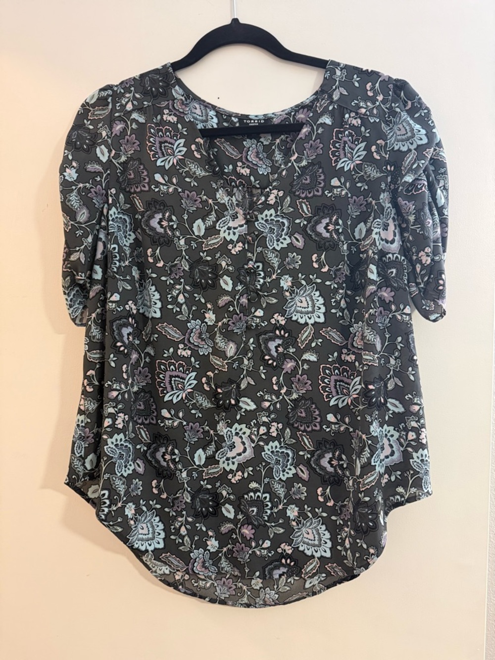 Torrid Harper grey floral button-front blouse with blue and lavender print